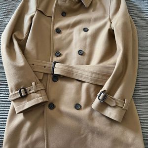 Men’s Banana Republic Trench Coat (Medium)